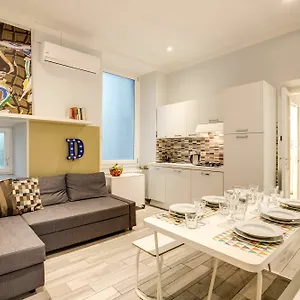 Apartment Downtown Srl - Cavour Cinque Terre La Spezia