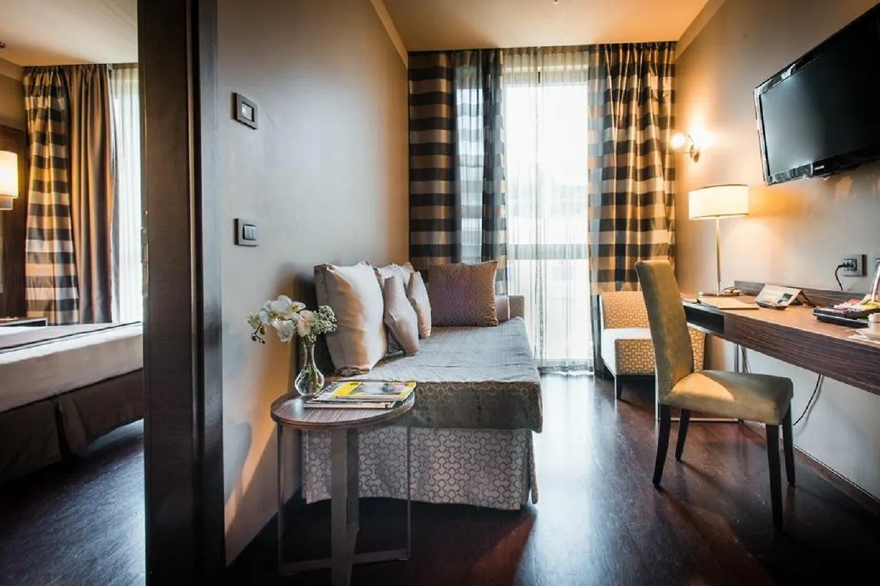 Uptown Palace Milan Hotel